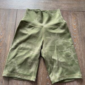 P'tula Stealth Shorts High-Waisted Jacquard Fabric